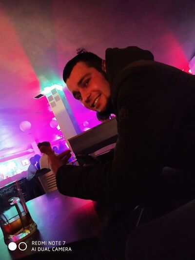 ,   Cristian, 28 ,   ,   , c 