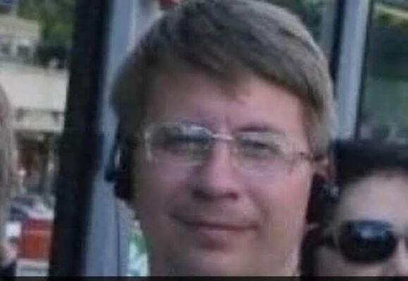 ,   Vlad, 49 ,   ,   , c 