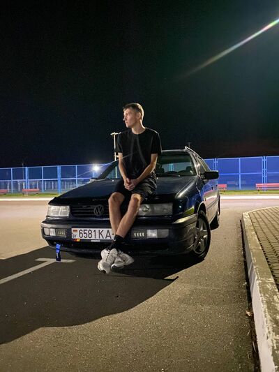  ,   Vladislav, 21 ,   , 
