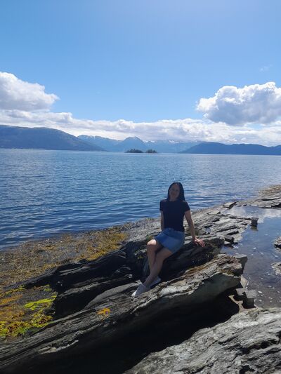  Norheimsund,   Iryna, 46 ,     , c 