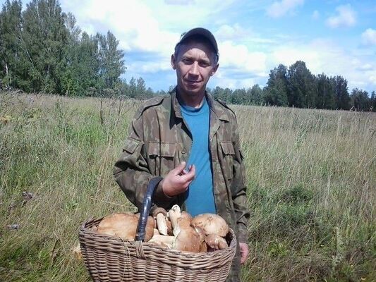  ,   Andrei, 46 ,   ,   , c 
