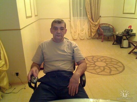  ,   Arkadij, 57 ,   