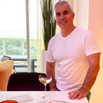  ,   Frank, 63 ,   ,   , c 