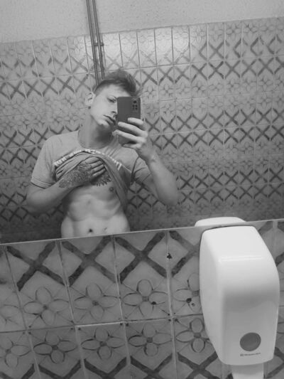  Zemun,   Zeljko, 27 ,   ,   