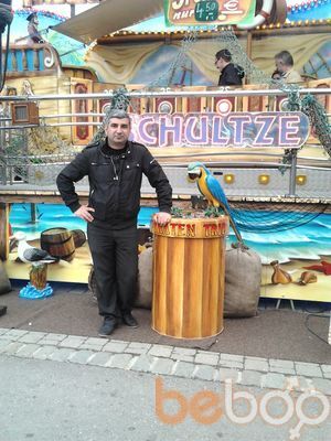  ,   Mavri, 52 ,  