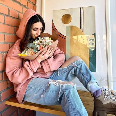  -,   Nika, 26 ,   ,   