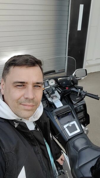  ,   Resident, 44 ,   ,   