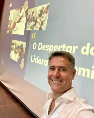  Abbots Langley,   Luis Orti, 57 ,   ,   