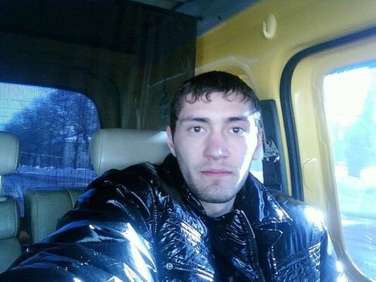  ,   Muslim, 40 ,  