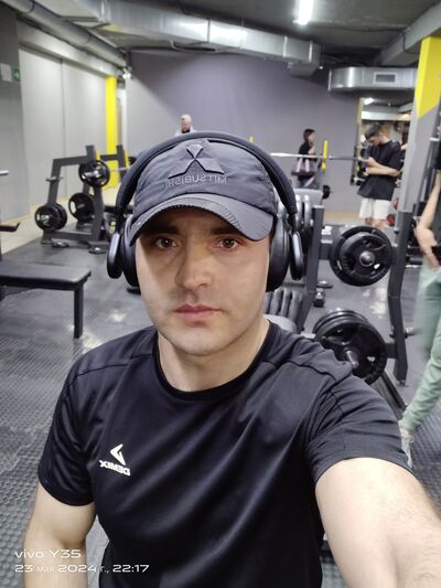  ,   Muhiddin, 36 ,  
