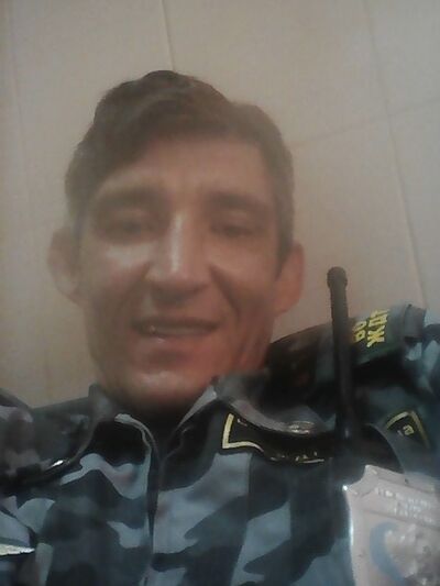  ,   Serhg, 51 ,  