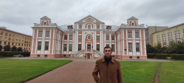  -,   Ali, 39 ,   ,   