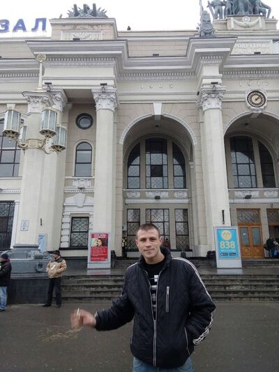  ,   Vitalik, 37 ,   