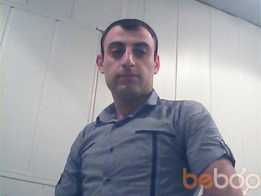  ,   Armen, 40 ,   , 