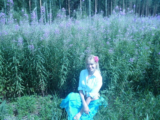  ,   Lara, 26 ,   ,   , 
