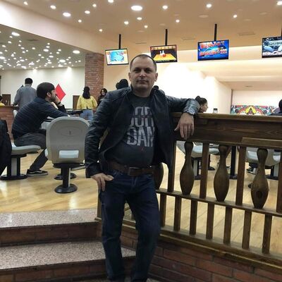  ,   Zaza, 43 ,  