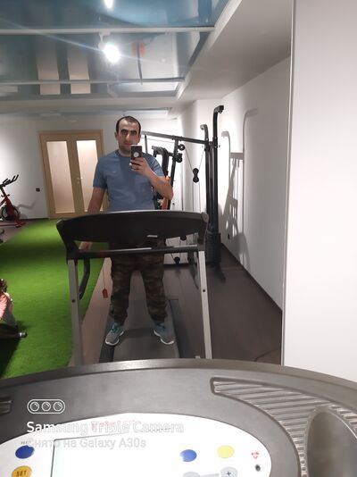  -,   Artur, 35 ,   ,   