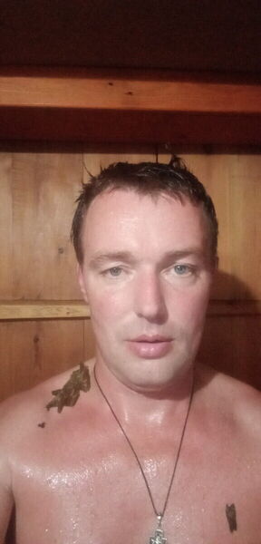  ,   Paul, 42 ,   ,   , c 