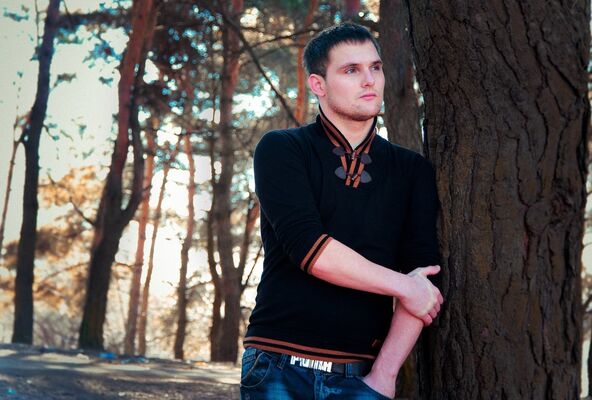  ,   Artem, 37 ,   