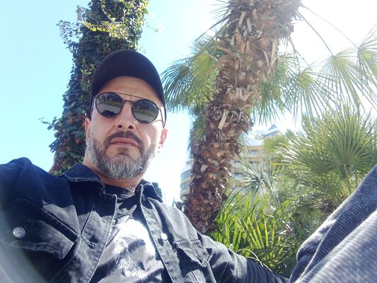  ,   Fernando, 40 ,   ,   