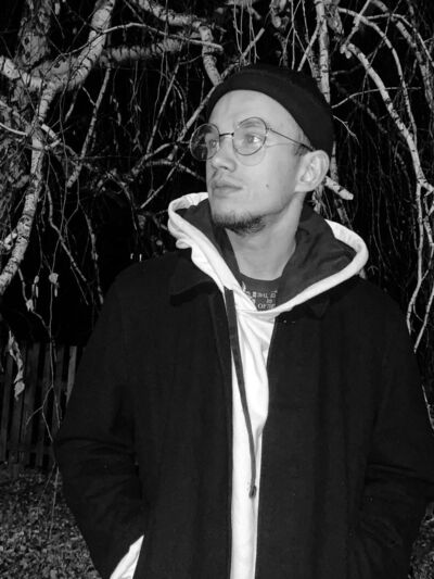  ,   Leonid, 24 ,   ,   , 