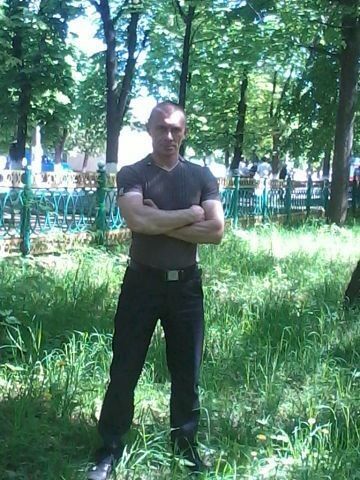  9409480  Nikolai, 51 ,    