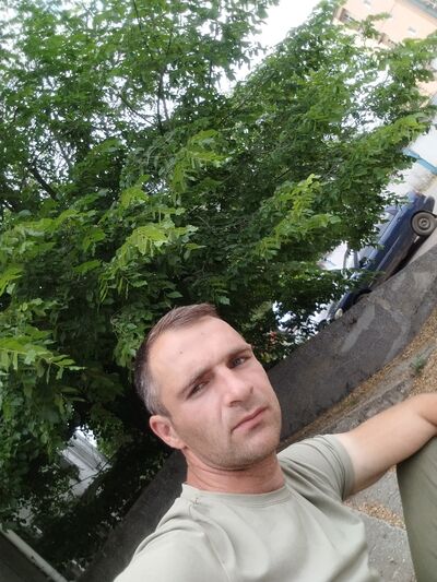  ,   Nikolay, 32 ,   ,   
