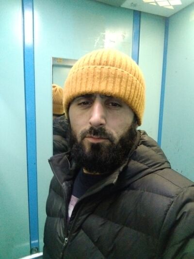  -,   Ali, 36 ,   ,   