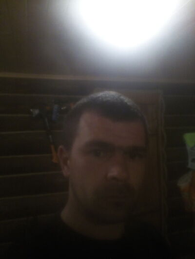  ,   Andrei, 40 ,  