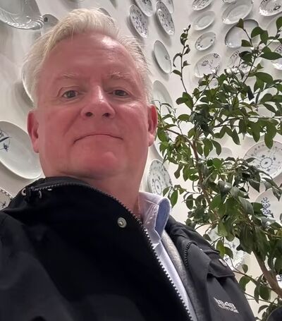  ,   Derrick, 59 ,   ,   
