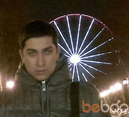  ,   Demid, 32 ,  