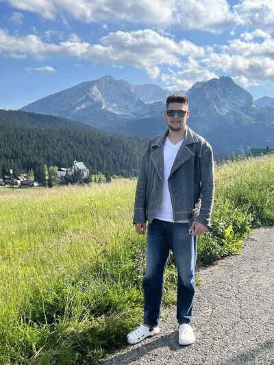  ,   Roman, 32 ,   ,   