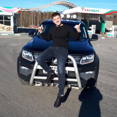  ,   Grisha, 25 ,   ,   