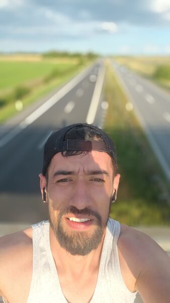  ,   Simon, 30 ,   ,   