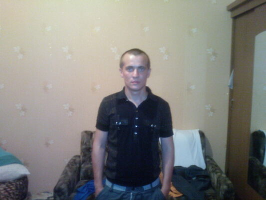  --,   Roman, 34 ,   