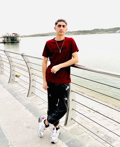  ,   Nazer Amin, 23 ,   ,   