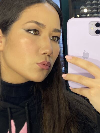  ,   Rukhshona, 26 ,     , c 