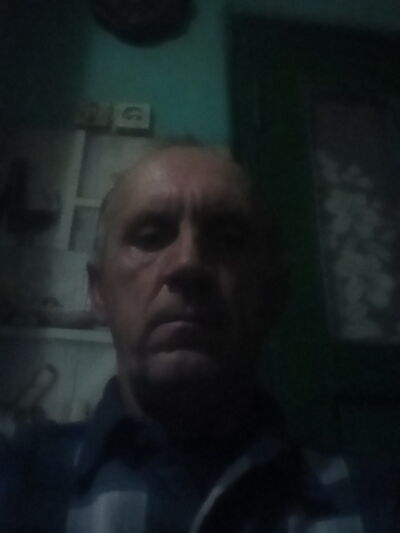  ,   Juri, 56 ,  