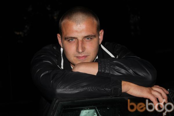  ,   Antonio, 40 ,   