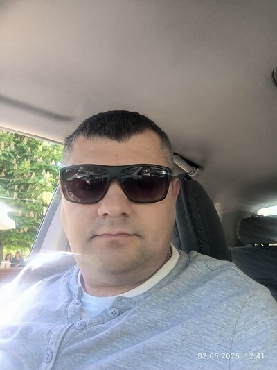  ,   Nicolae, 42 ,   ,   , c 