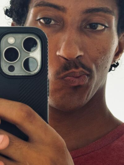  ,   Sandro Young, 21 ,   ,   , c , 