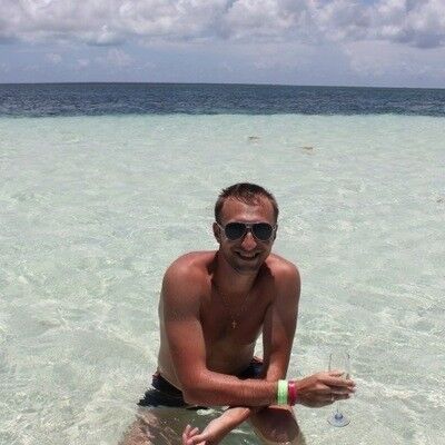  ,   Dzmitry, 44 ,   ,   , c 