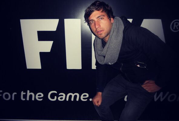  ,   ALEX  GRUZIN, 34 ,   ,   , c 