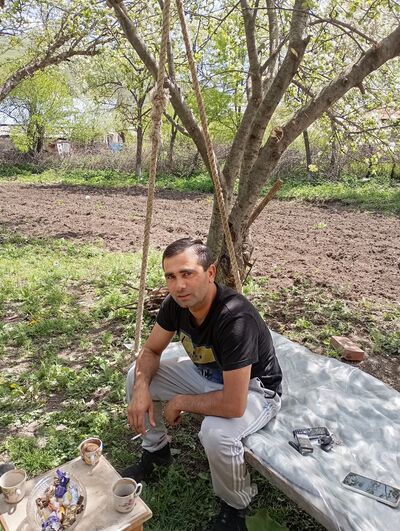  ,   Arman, 37 ,   ,   