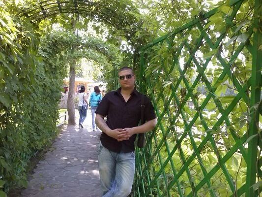  ,   Maks, 55 ,   ,   , c 