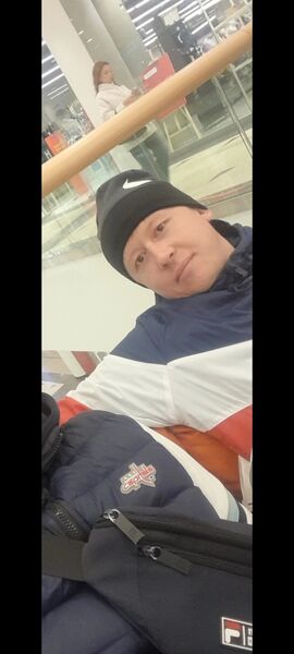  ,   Farik, 33 ,   c 