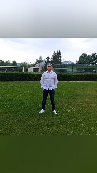  ,   Natan, 41 ,  