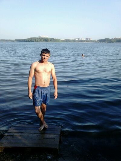  ,   Nuriddin, 32 ,   ,   , c 