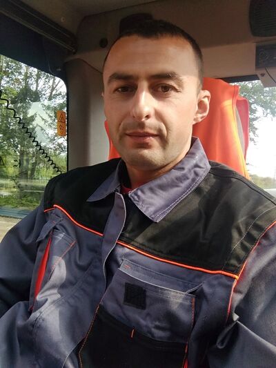  -,   , 39 ,   