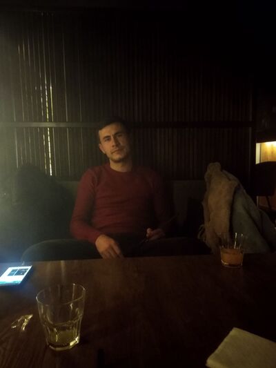  ,   Davron, 32 ,  